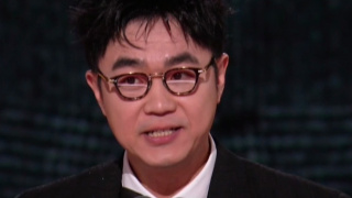 他把舌头伸入我的下身